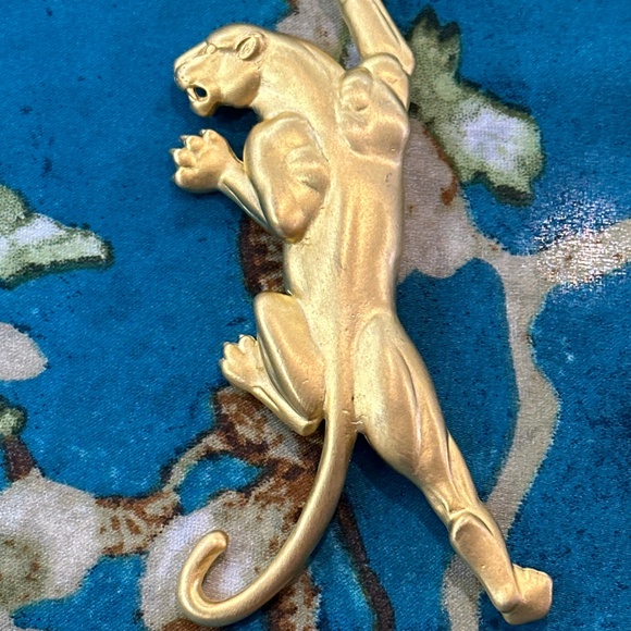 JJ signed large cat brooch - Picture 1 of 1